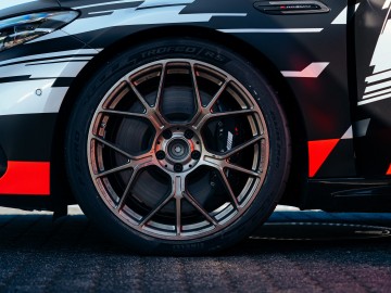 Mercedes-AMG CLA 45 szybszy od BMW M2